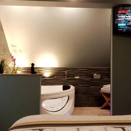 L'evasion... Balneo. 아파트 *